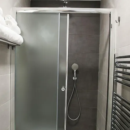 بيت ضيافة Merulana Holidays