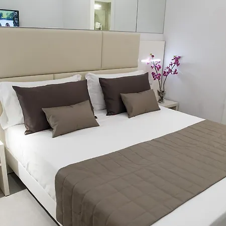 Merulana Holidays بيت ضيافة روما