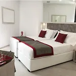 Merulana Holidays Gasthof 4*