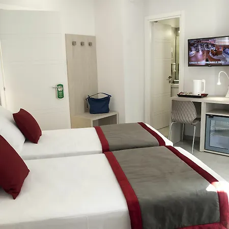 Merulana Holidays Гостевой дом Рим